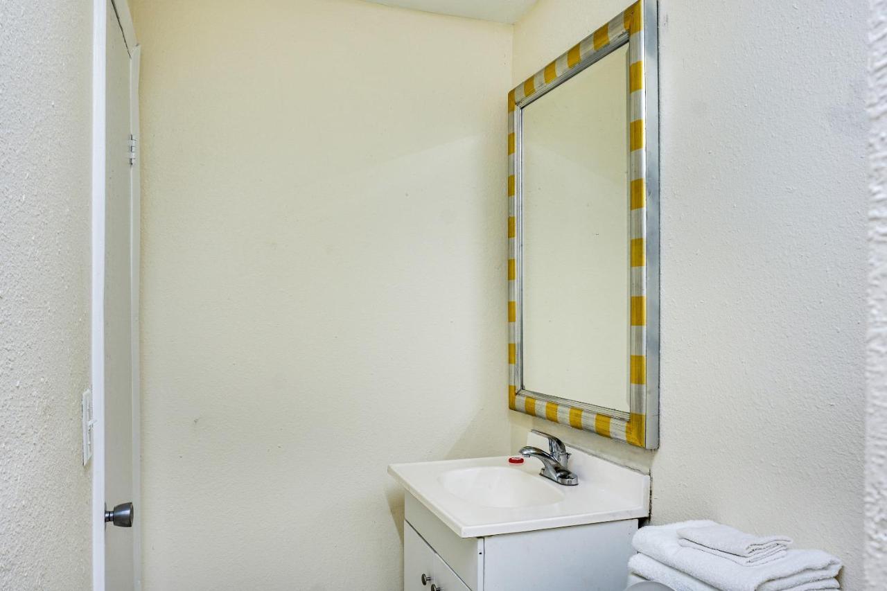 Oyo Hotel Austin Street Giddings ภายนอก รูปภาพ